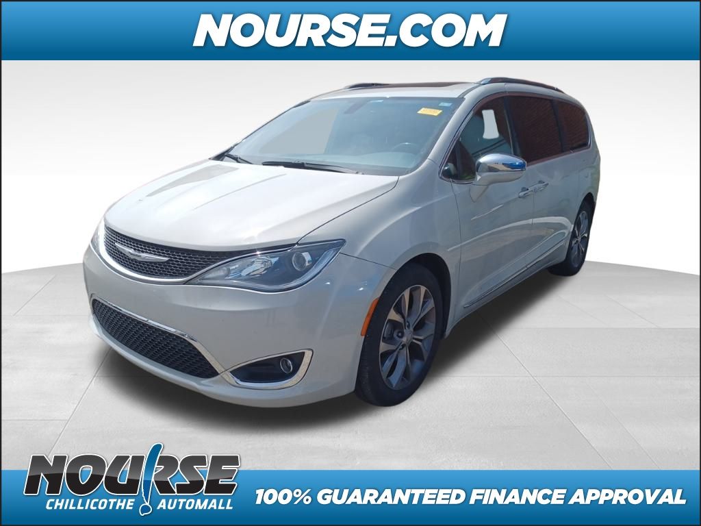 2020 Chrysler Pacifica Limited photo
