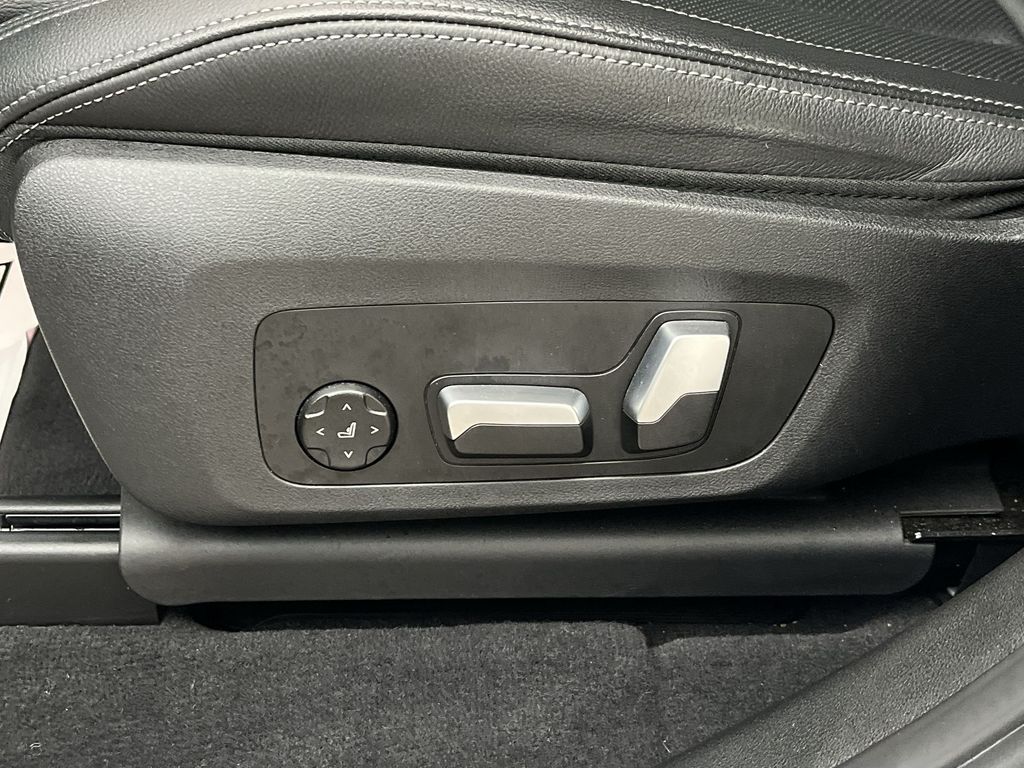 Thumbnail: 2022 BMW X3 - 12