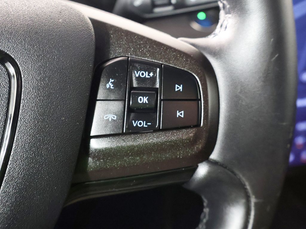Used 2023 White Ford Premium image 41
