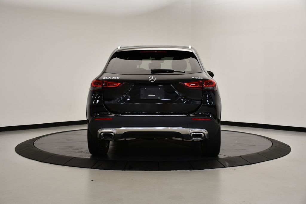 2022 Mercedes-Benz GLA 250 4MATIC 4
