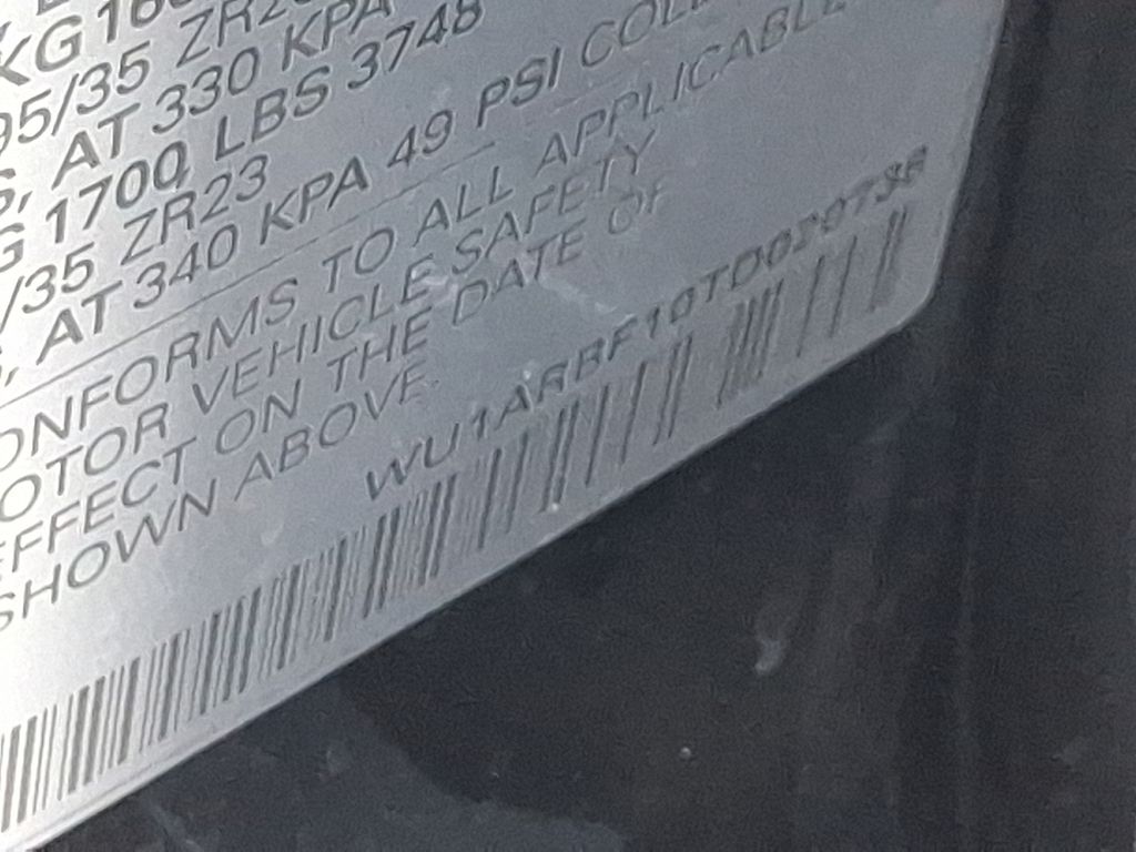 Thumbnail: 2026 Audi RS Q8 - 20