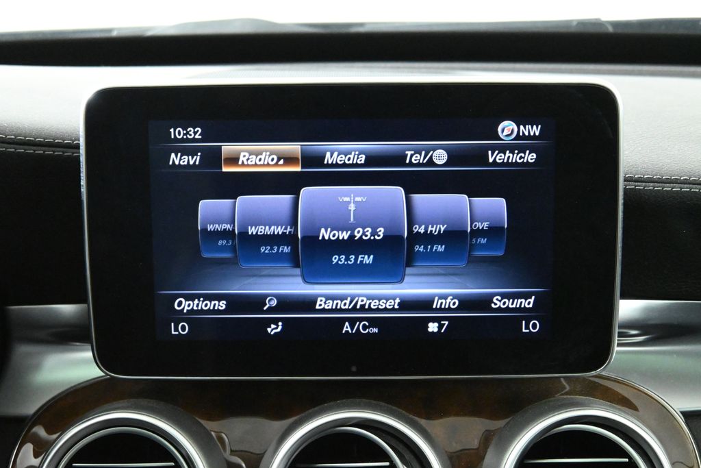2015 Mercedes-Benz C-Class C 300 20