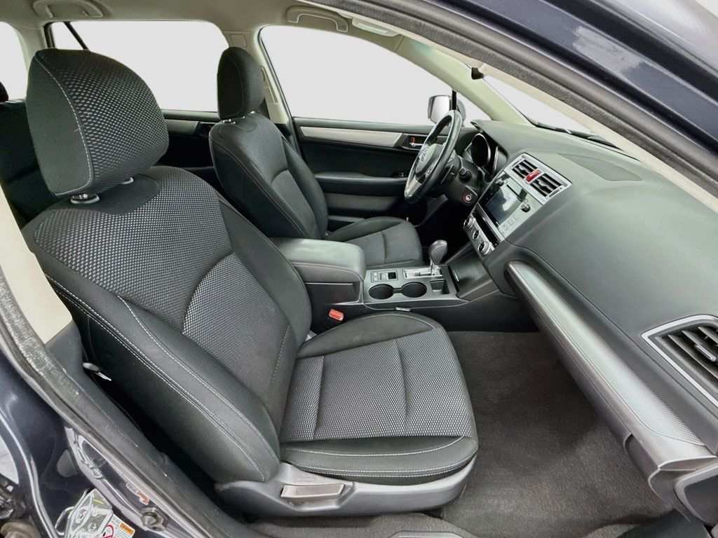 Thumbnail: 2015 Subaru Outback - 18
