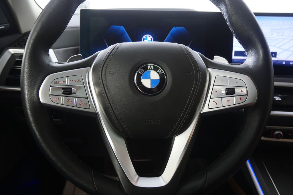 Thumbnail: 2025 BMW X7 - 20
