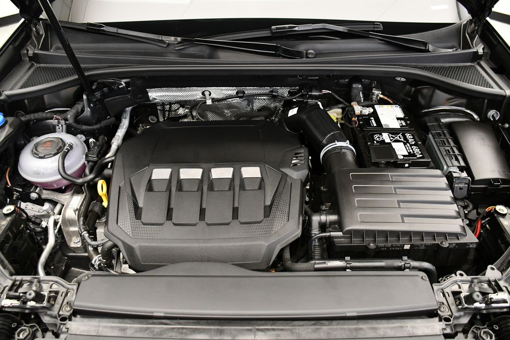 2025 Audi Q3  12