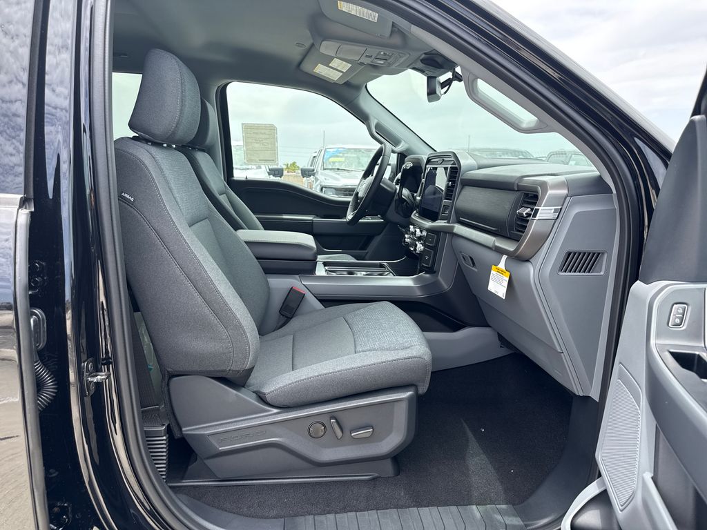 New 2026 Black Ford XLT image 23