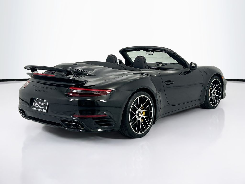 Thumbnail: 2019 Porsche 911 - 7