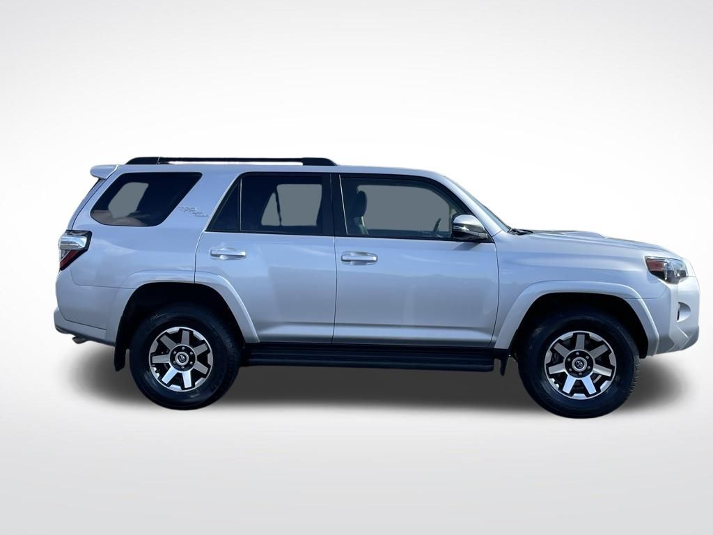 Thumbnail: 2024 Toyota 4Runner - 7
