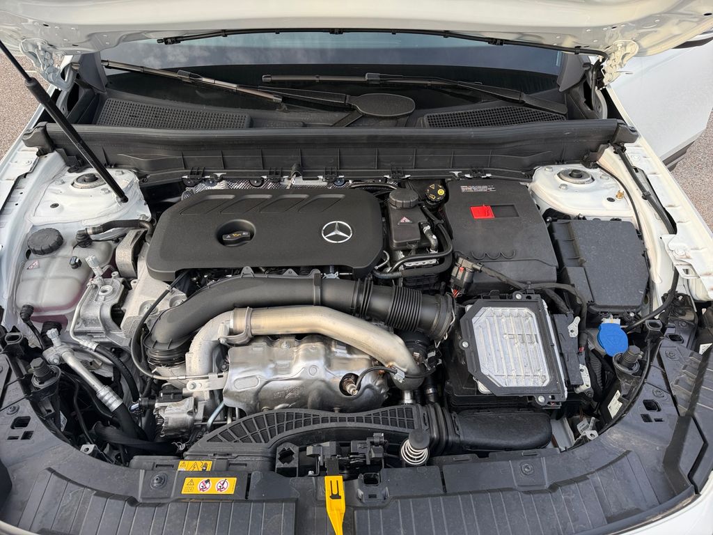 new 2026 Mercedes-Benz GLB car