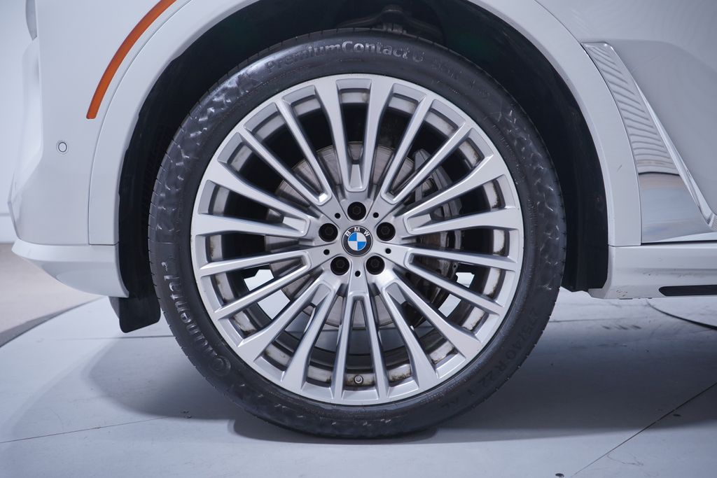 Thumbnail: 2024 BMW X7 - 2