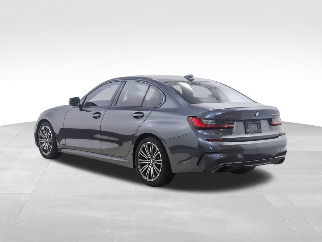 Thumbnail: 2020 BMW 3 Series - 3