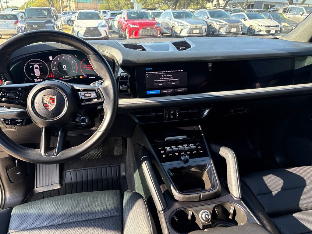 Thumbnail: 2024 Porsche Cayenne - 18
