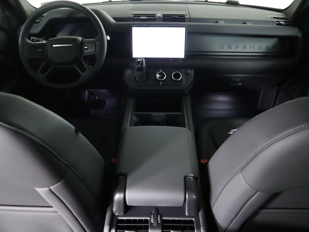Thumbnail: 2025 Land Rover Defender - 14