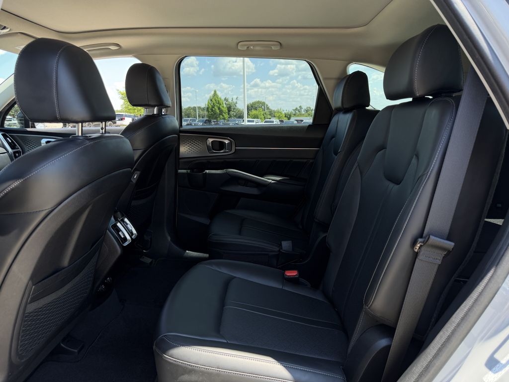 Used 2023 Kia Sorento SUV