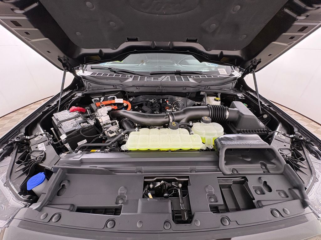 New 2026 Blue Ford Lariat image 33