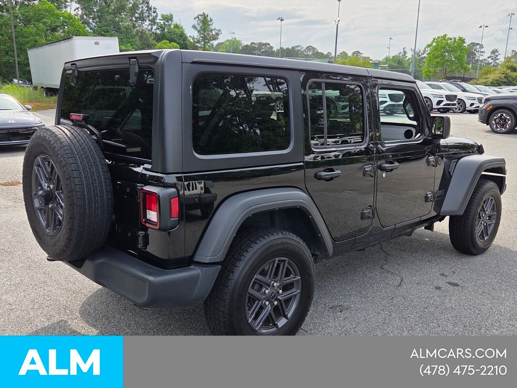 Used 2025 Black Jeep Sport S image 14