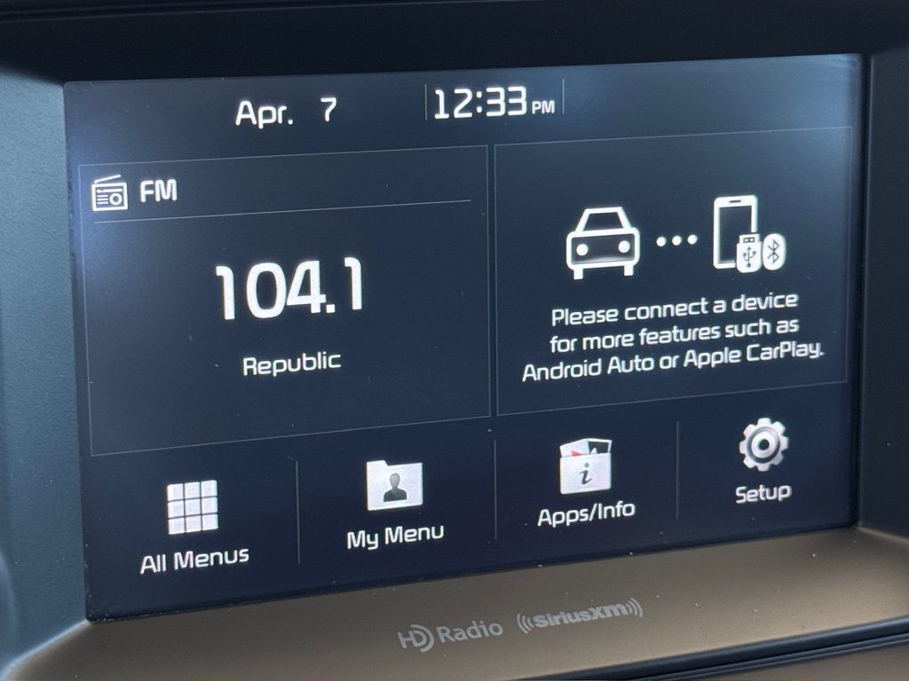 2019 Kia Sorento LX - 4