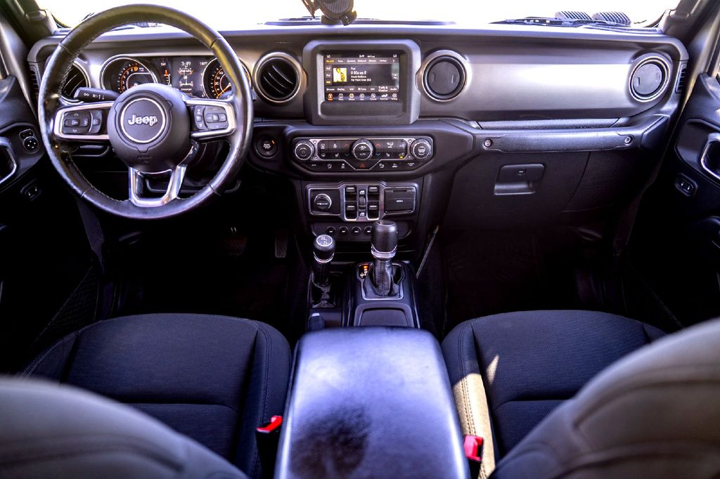 Used Car 2020 Jeep Gladiator  Sport For Sale Under $30,000 In Taylor, Texas