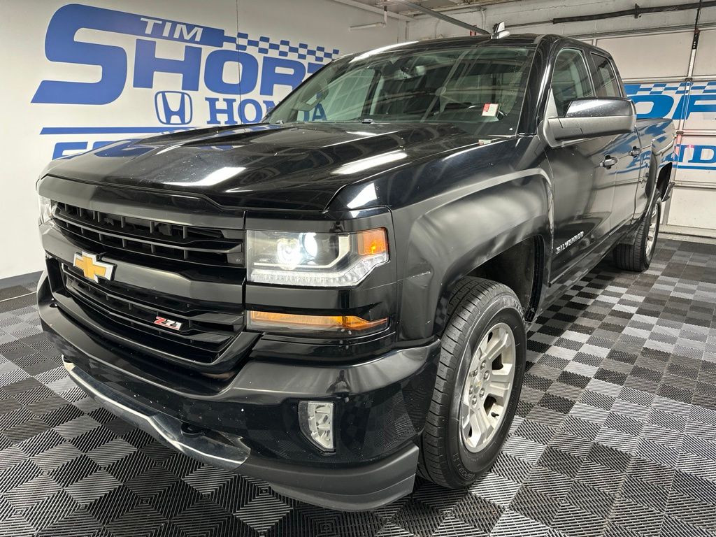 Black 2019 Chevrolet Silverado 1500 Pickup Truck Four-Wheel Drive 6-Speed Automatic Overdrive