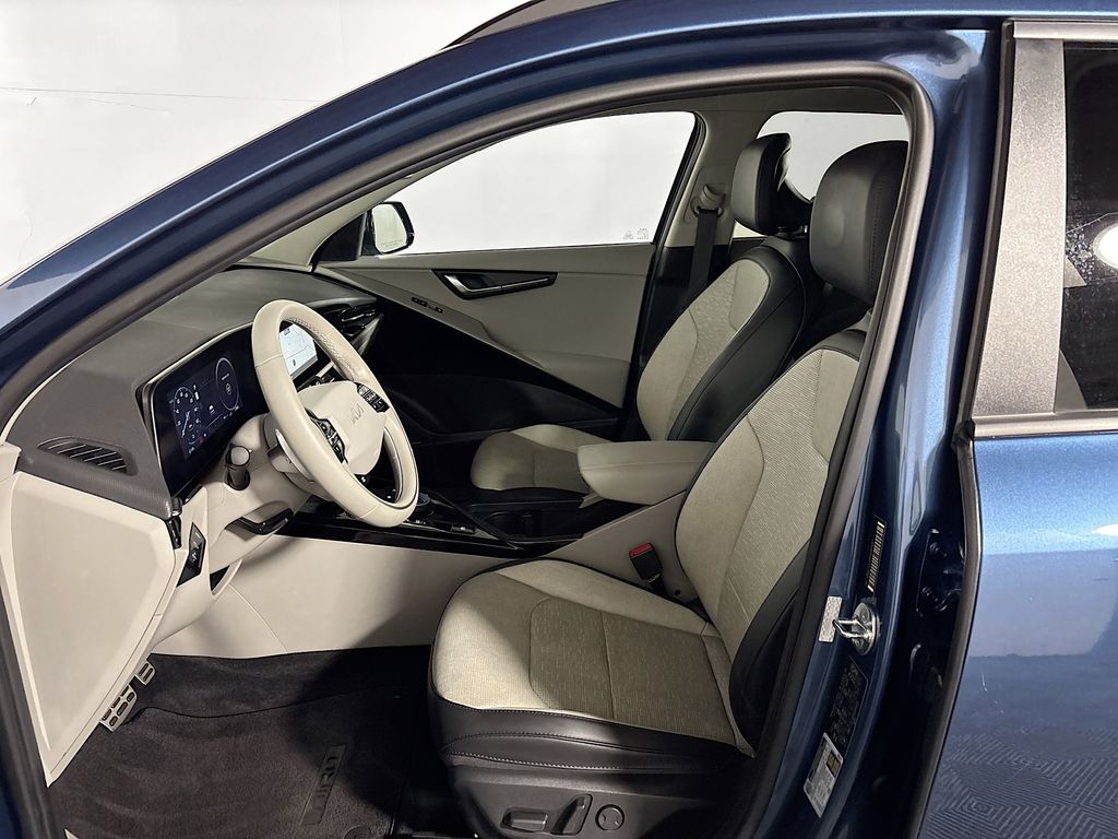 2023 Kia Niro EV Wave