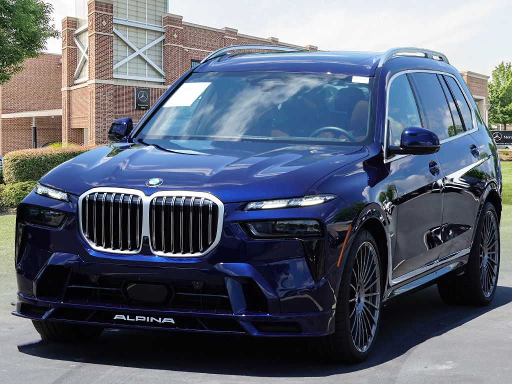 Thumbnail: 2026 BMW X7 - 4