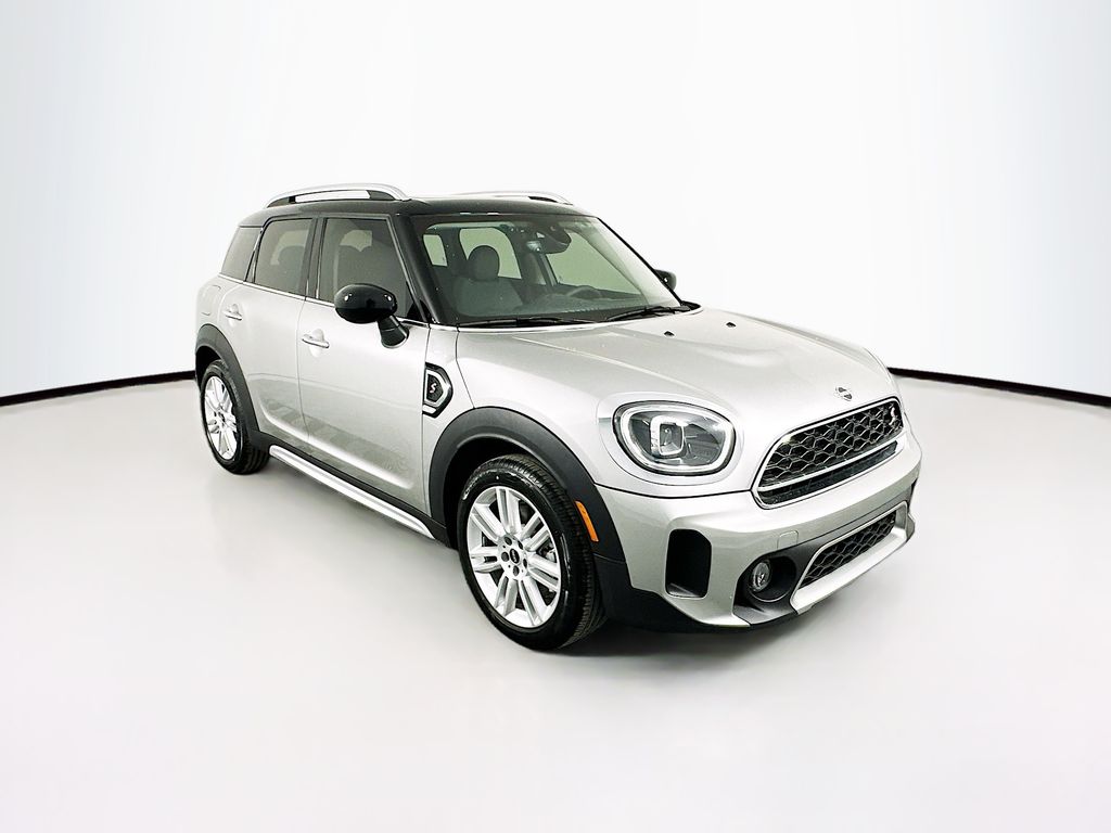 2024 MINI Cooper Countryman Iconic 3