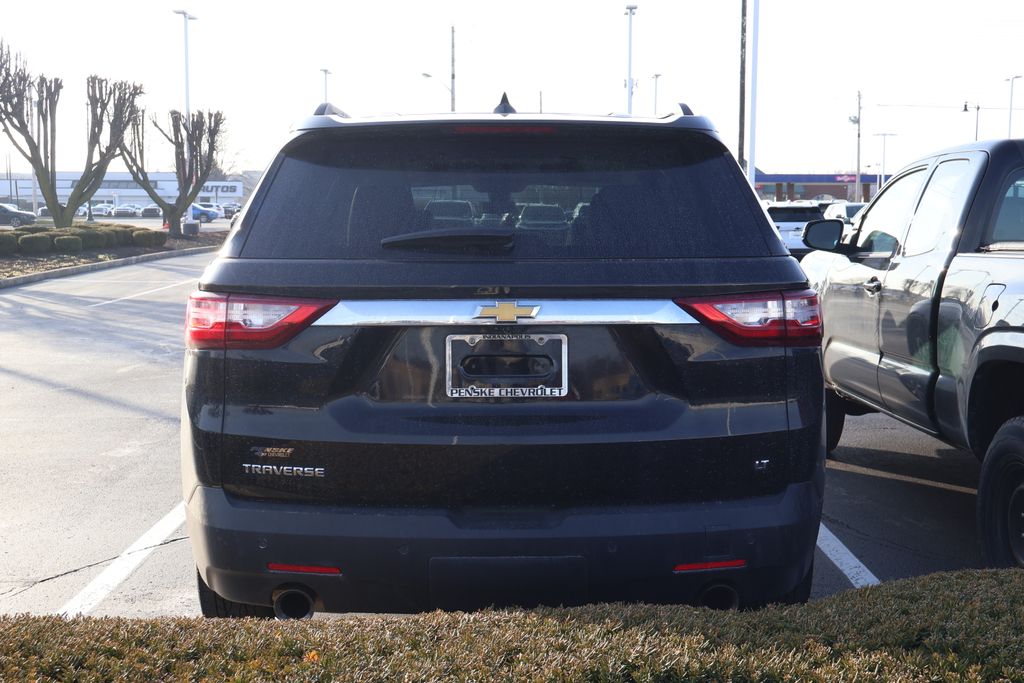 Thumbnail: 2020 Chevrolet Traverse - 9
