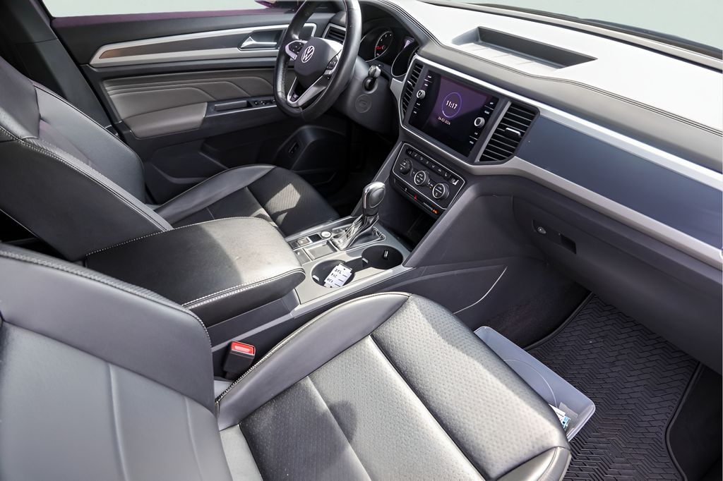 Used Car 2021 Volkswagen Atlas Cross Sport  3.6l V6 Se W/technology R-line For Sale Under $25,000 In Austin, Texas
