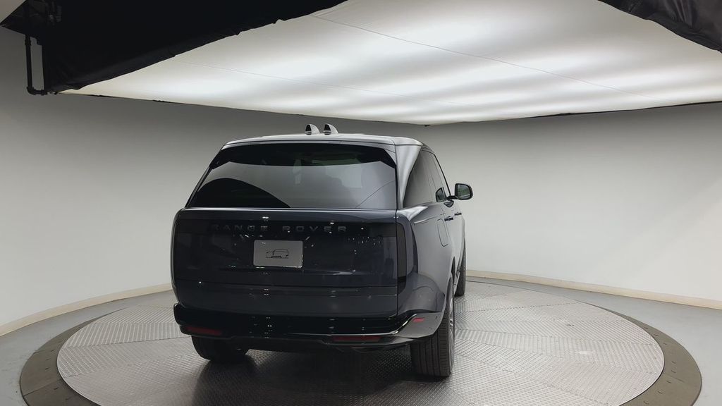 Thumbnail: 2026 Land Rover Range Rover - 3