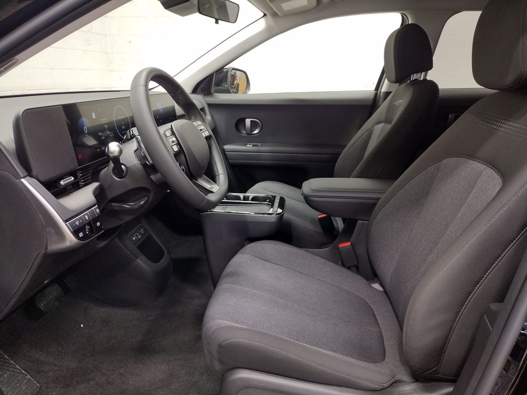 2026 Hyundai IONIQ 5 SE Standard Range