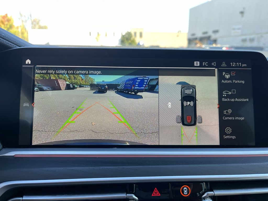 Thumbnail: 2022 BMW X7 - 17