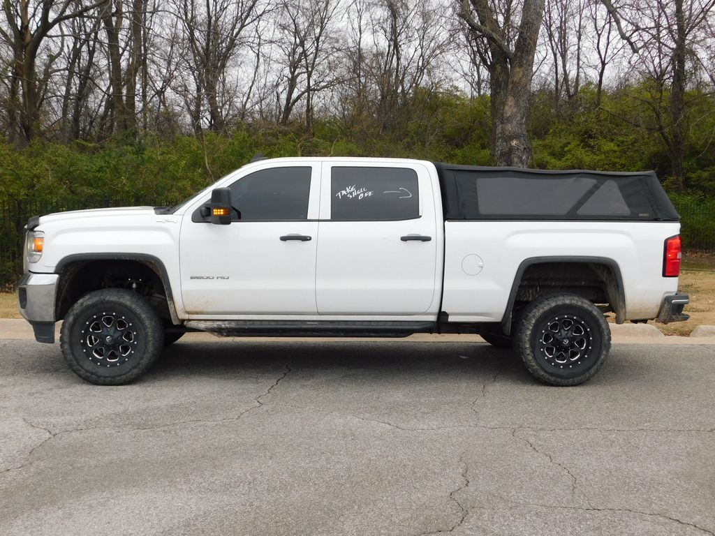 Thumbnail: 2018 GMC Sierra 2500 - 2