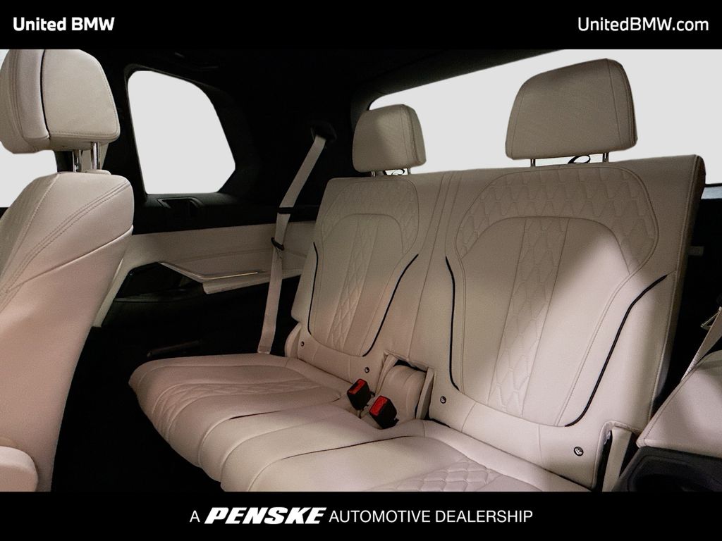 Thumbnail: 2023 BMW X7 - 14