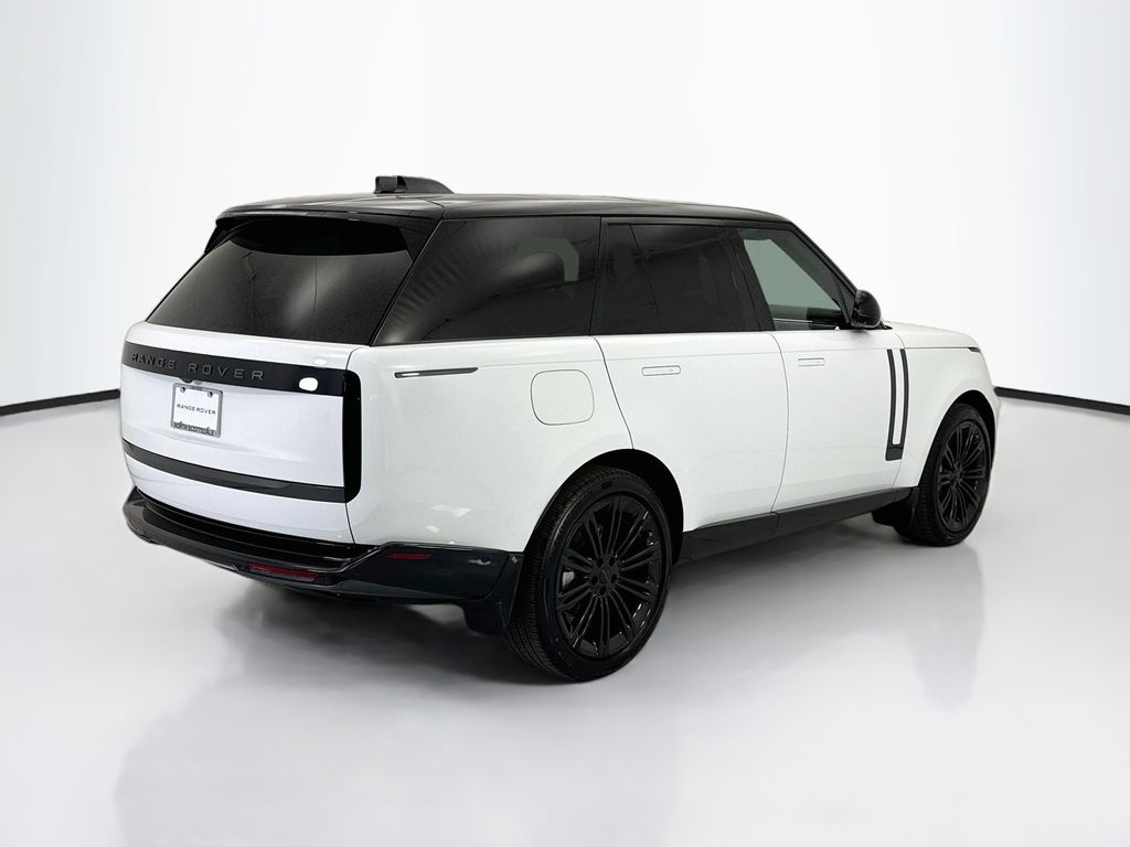 Thumbnail: 2026 Land Rover Range Rover - 5