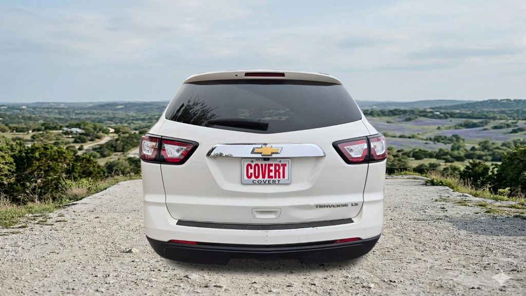 Used Car 2015 Chevrolet Traverse  Ls For Sale Under $10,000 In Austin, Texas