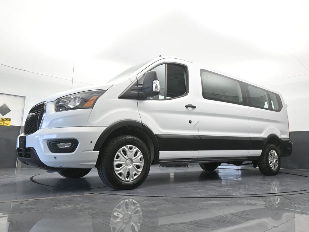 Used 2024 Oxford White Ford XLT image 56