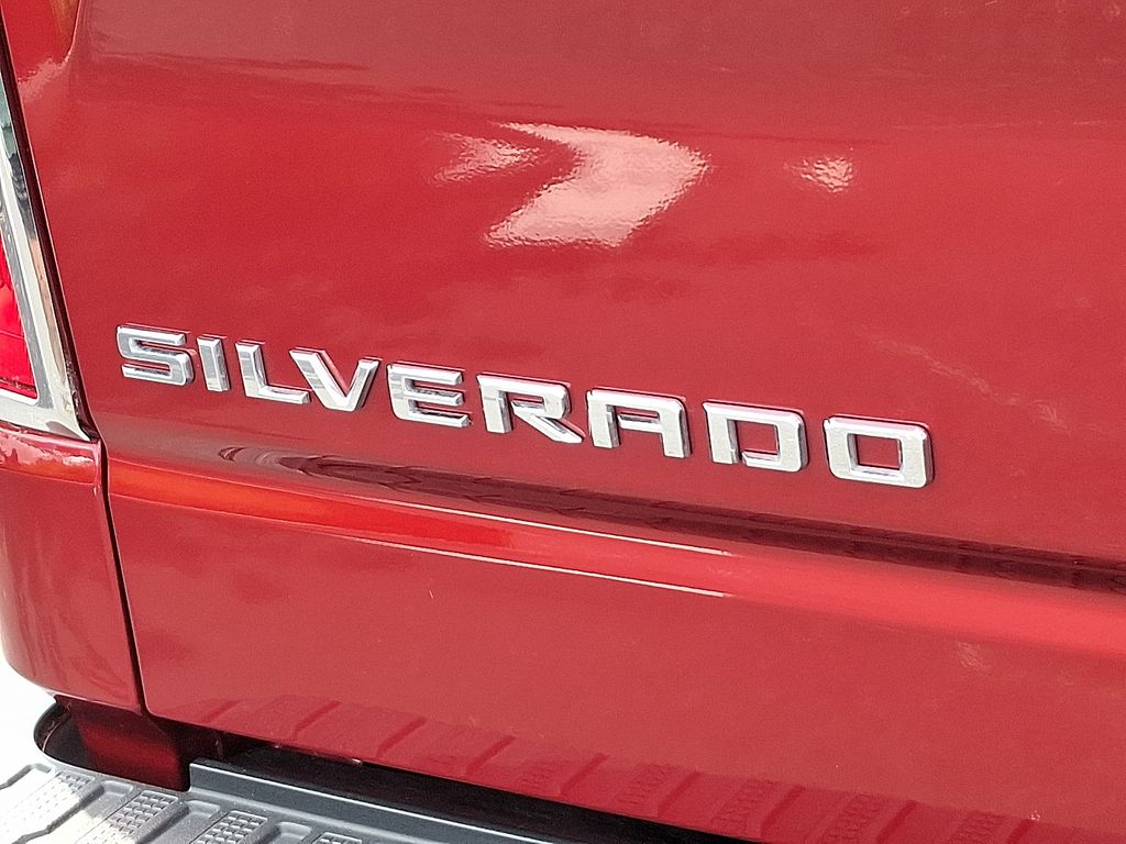 Thumbnail: 2023 Chevrolet Silverado 1500 - 30