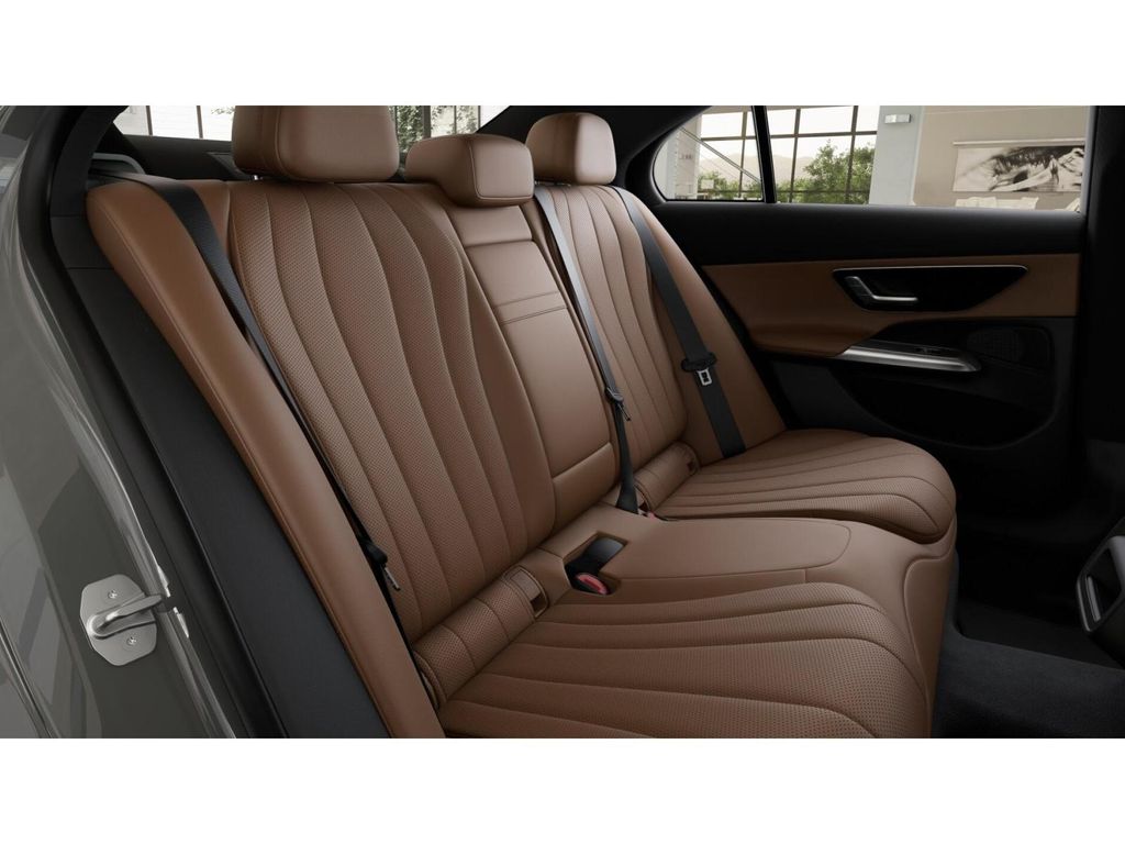 Thumbnail: 2026 Mercedes-Benz E-Class - 5