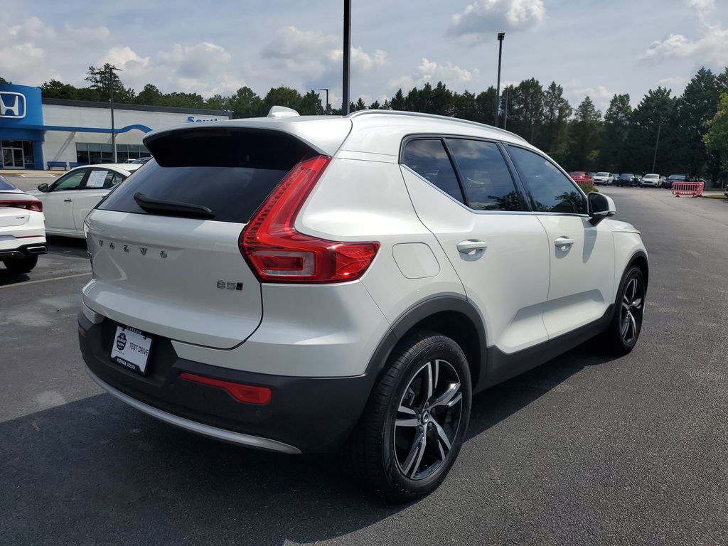 Used 2023 Volvo XC40 SUV