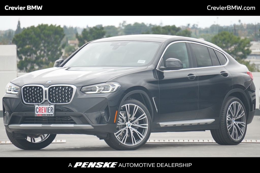 Thumbnail: 2025 BMW X4 - 1