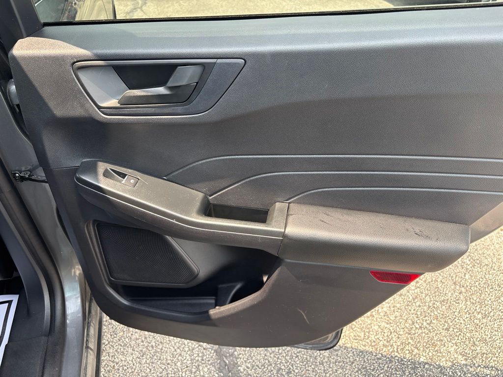 Used 2022 Ford Escape SUV