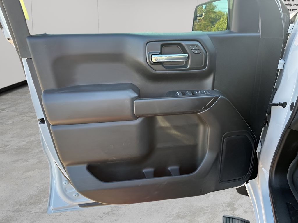 Used Car 2022 Chevrolet Silverado 1500  Custom For Sale Under $35,000 In Austin, Texas