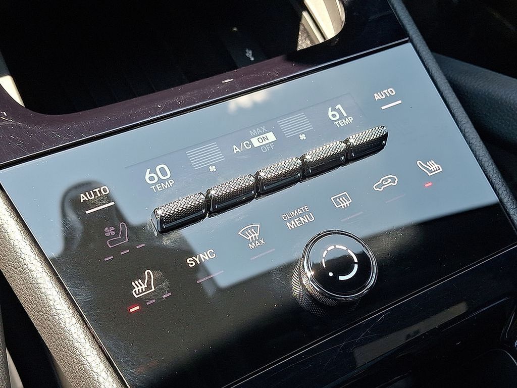 Thumbnail: 2024 Porsche Cayenne - 17