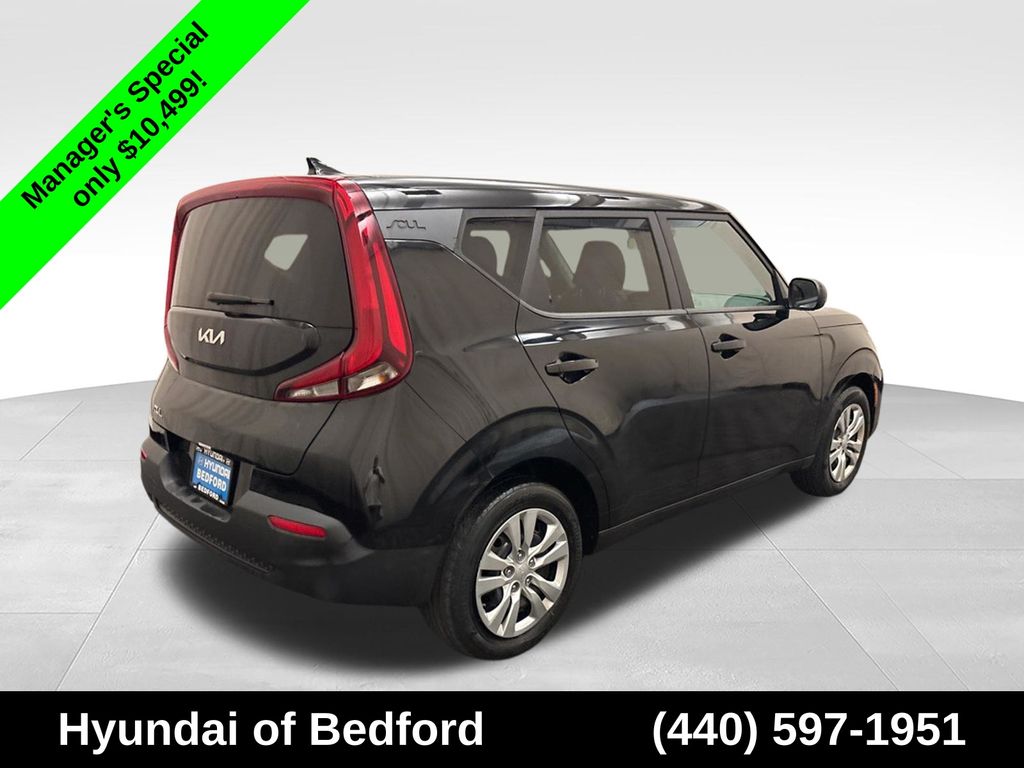 2022 Kia Soul LX - Image 5
