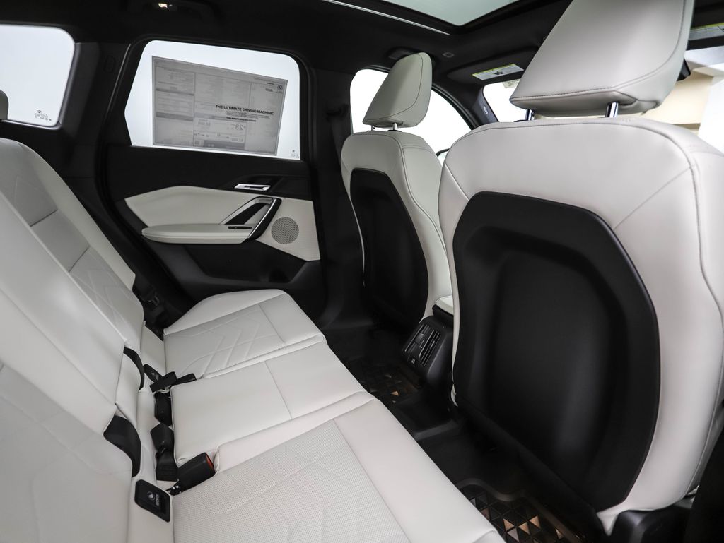 Thumbnail: 2026 BMW X1 - 27