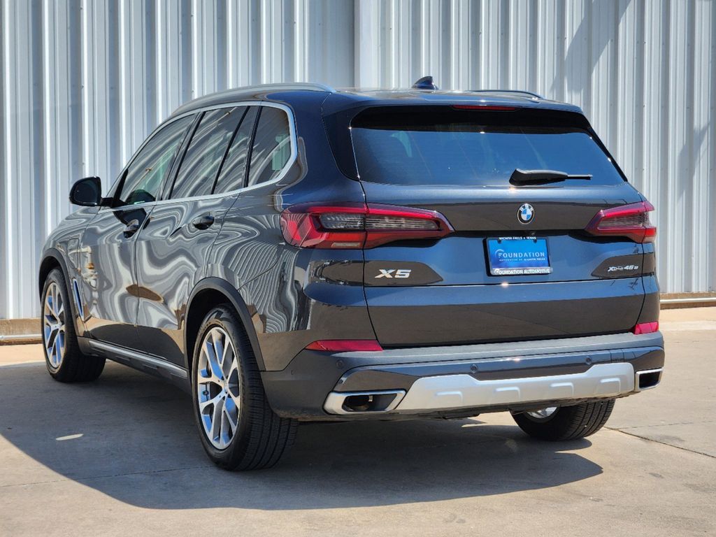 2021 BMW X5 xDrive45e 5