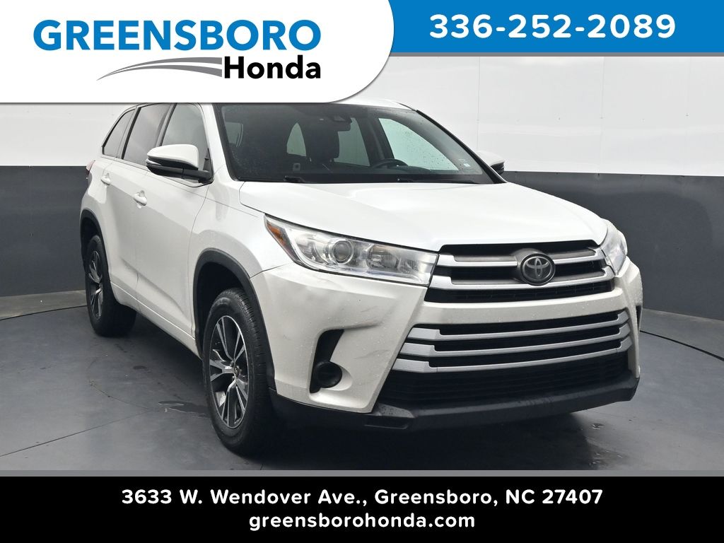 White (Blizzard Pearl) 2018 Toyota Highlander SUV / Crossover Front-Wheel Drive 8-Speed Automatic