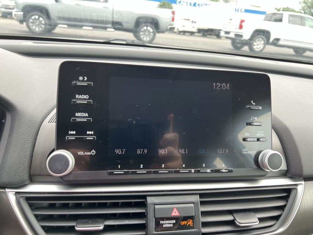 2018 Honda Accord LX photo