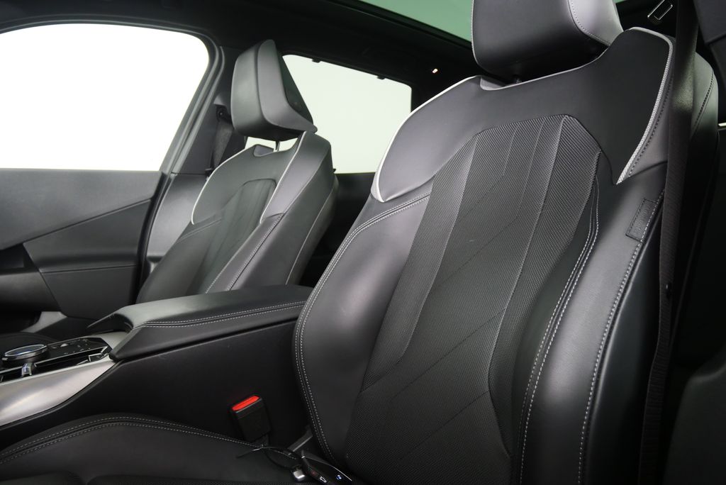 Thumbnail: 2025 BMW X3 - 10