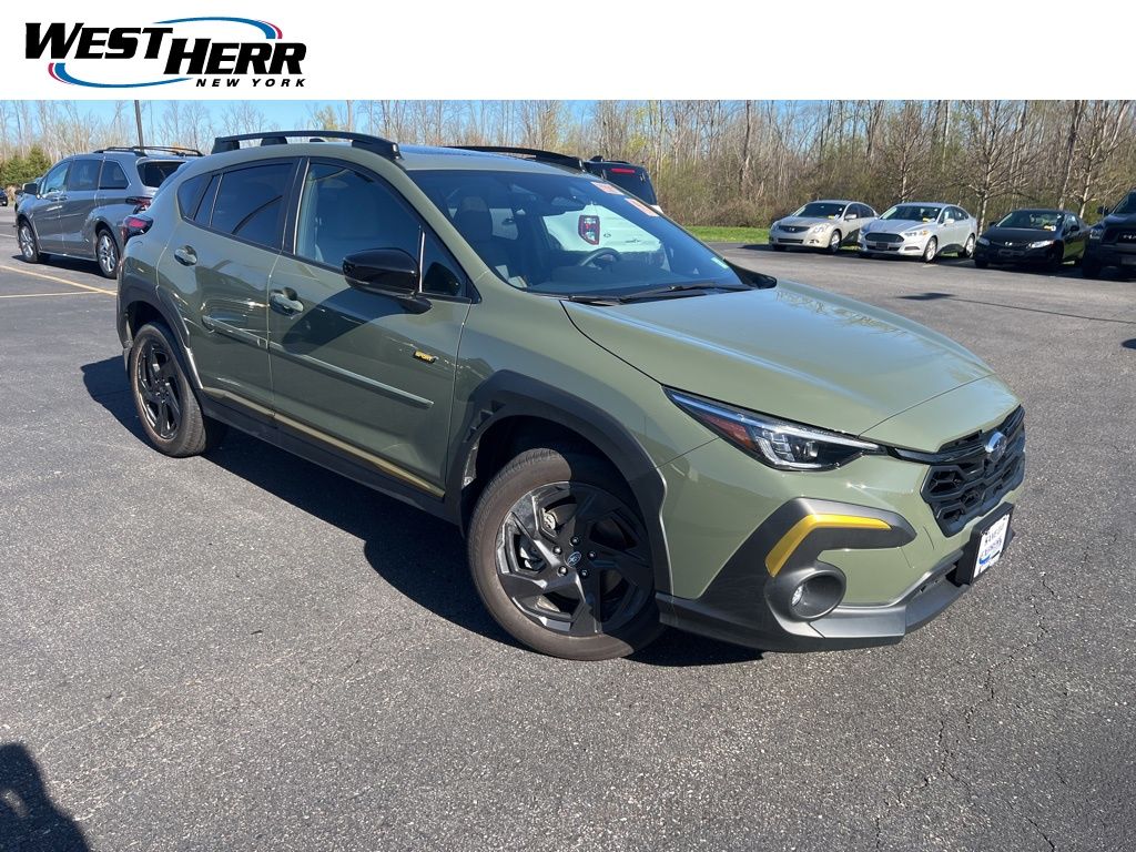 新車　「エステックエイト 」イタリアングリーン Pre-Owned 2025 Subaru Crosstrek Sport 4D Sport Utility in